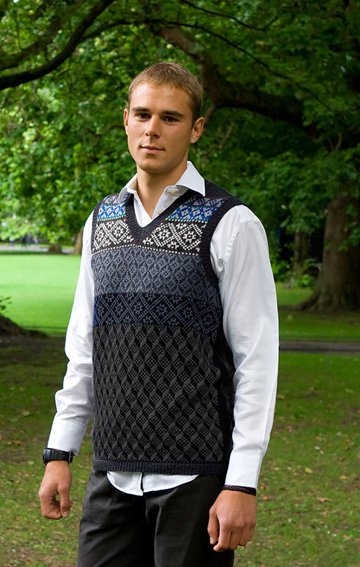 knit/lab - latvian vest